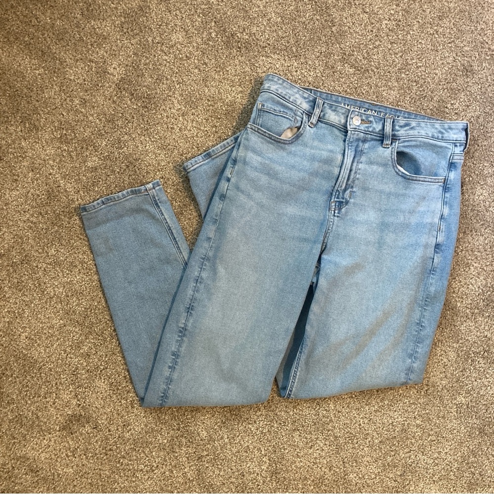 Light Wash Jeans